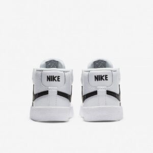 Sapatilhas Nike Blazer Mid 77