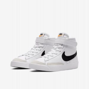 Sapatilhas Nike Blazer Mid 77