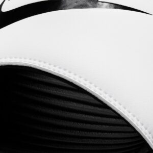 Chinelos Nike Victori One Brancos e Pretos Para Homem