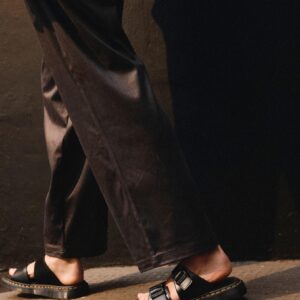 Chinelos Dr. Martens Josef