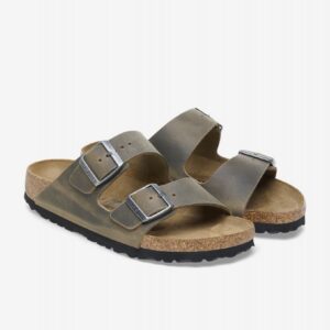 Chinelos Birkenstock Arizona Oiled Leather Caqui