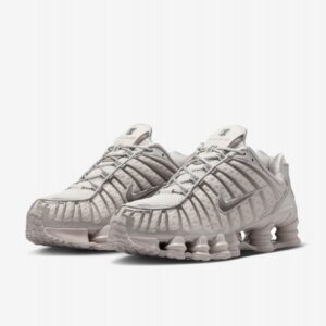 Sapatilhas Nike Shox TL Cinzentas Para Homem