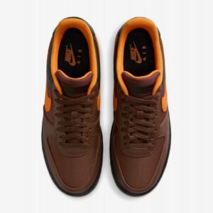 Sapatilhas Nike Air Force 1 GORE-TEX Castanhas e Laranja Para Homem
