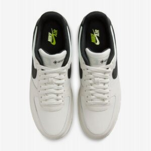 Sapatilhas Nike Air Force 1 GORE-TEX Bege Para Homem