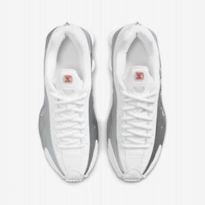 Sapatilhas Nike Shox R4 Prateadas e Brancas Júnior