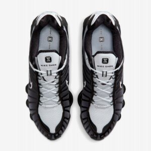 Sapatilhas Nike Shox TL Pretas e Brancas Para Homem