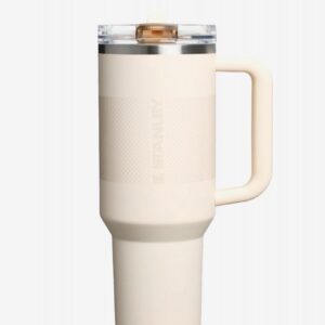 Copo Térmico Stanley Quencher Protour Flip Straw Tumbler 1.2L Bege