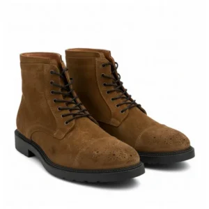 Bota Camurça Camel Com Picotado